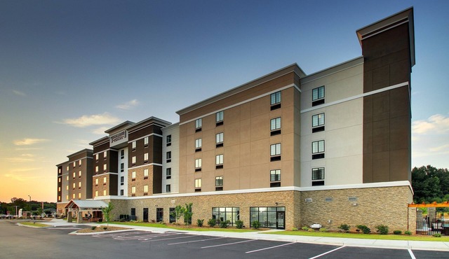 Free Breakfast Buffet. Indoor Pool. King Suite. Your Next Trip!