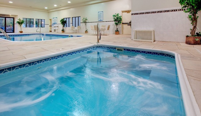 Free Breakfast. Pool & Hot Tub. Your Next Trip!