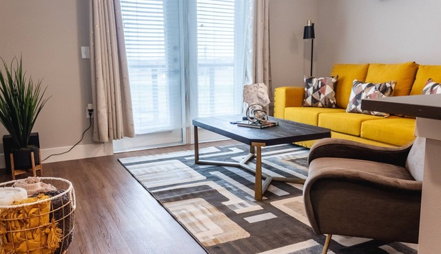 FREE Breakfast ▪︎ Stunning 1B1B Apartment ▪︎ Sleeps 3 People ▪︎ Sensational