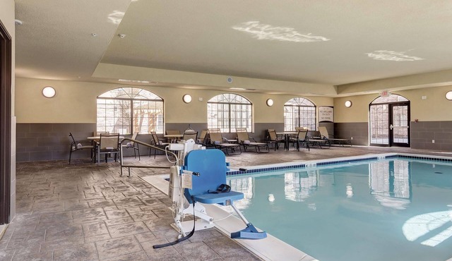 Free Breakfast + Shared Pool, Gym, and BBQ Area | Perfect Family Vacation!