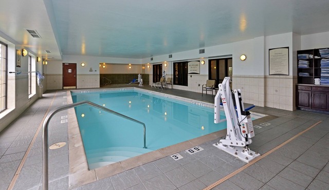 Free Breakfast, Indoor Pool, Hot Tub | King Studio