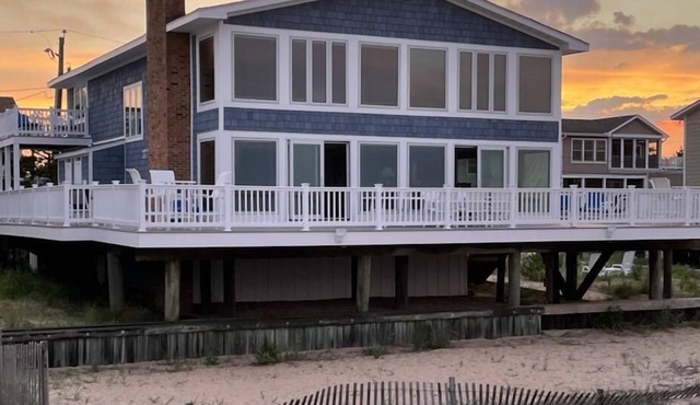 FREE DAILY ACTIVITIES! Escape the hustle and bustle to this amazing beach front vacation home perfect for families of all ages!