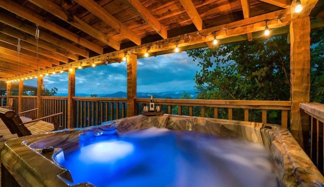 Free Dollywood Tix/VIEWS/Couples Cabin/HotTub/