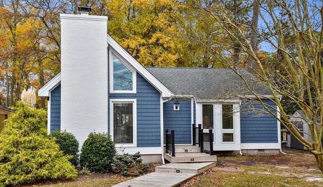 Free Golf at Bear Trap Dunes and MORE! Family friendly comfy & cozy Bethany Beach vacation home with all the cottage charm imaginable!