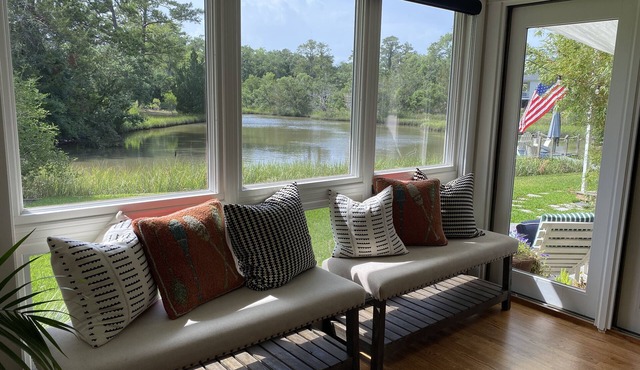 Free Golf Cart, Kayaks - Close to Beach!