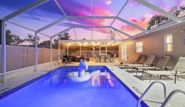 Free Heated Pool Oasis: Coastal Bungalow Near Town & Beach