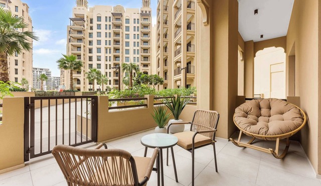 Free housekeeping visits during your stay - StayShort - Modern 1BR Retreat in MJL Sleeps 4