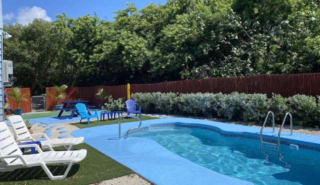 FREE KAYAKS & BIKES! Private Pool Home. Little Torch Key. Great Fishing Area.