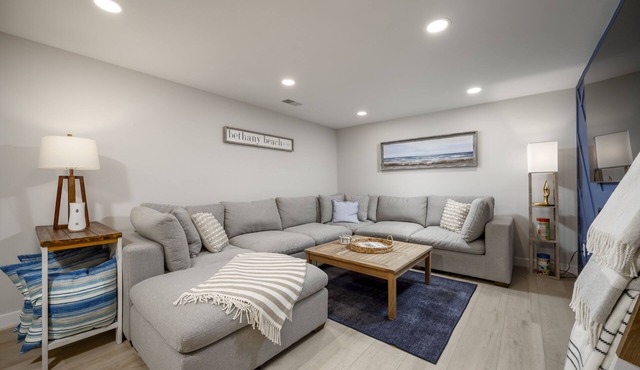 Free Linens & Cleaning - Cleveland Cove