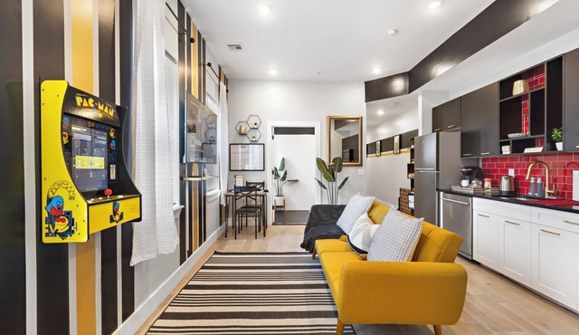 Free Parking 3 Suites Near Downtown Newark