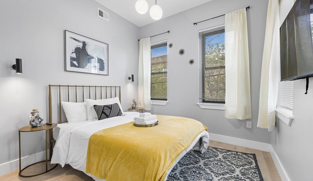 Free Parking 30% OFF-2br w/King bd, Near NYC, EWR and NJ Penn