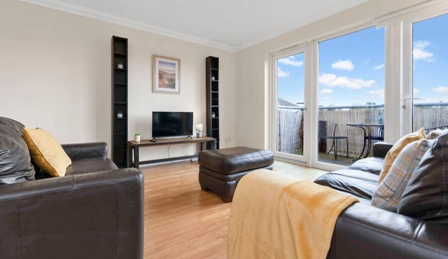 Free Parking | Central | 2 Bedroom | 4 Guests