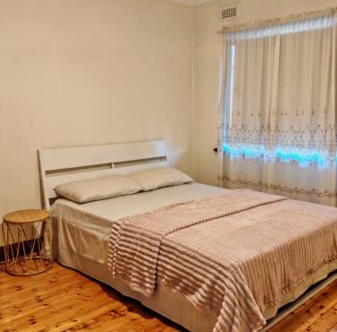 Free Parking Near Deakin Uni Private Entry Free WiFi Melbourne Quiet Stay Secure Stay