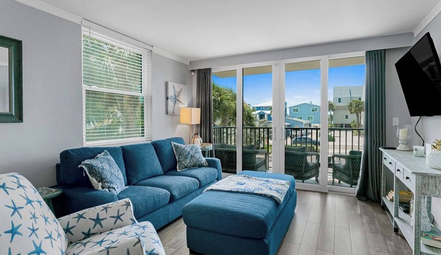 FREE PLUMLEE VACATION RENTAL PERKS INCLUDED! Quiet Waters F1 – INTRACOASTAL
