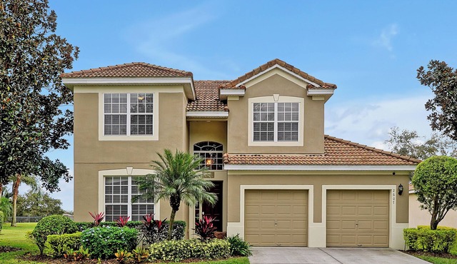 Free Pool Heat/BBQ! No Rear Neighbors! South Facing Pool!-Updated AC Game Room!