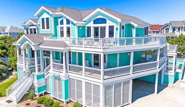 Free pool heat, hot tub, elevator, chefs kitchen, gated community with tennis, lap pools, ocean f.