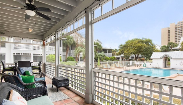 Free Seasonal Beach Service, Large Villa, Ground Floor, Pool View, Walk to the B