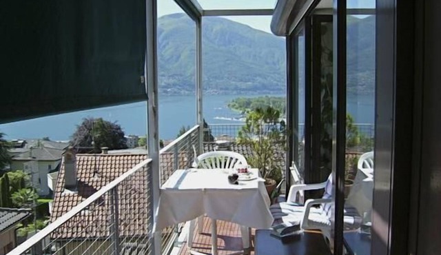 Free sight over lake and mountains
