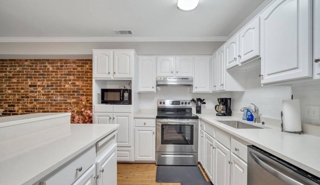 Freedom's Flight - The Post Lofts