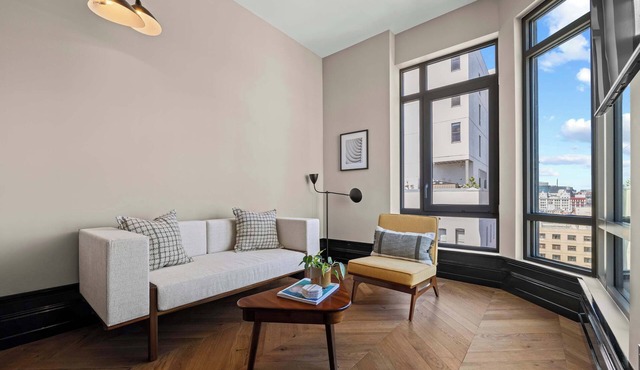 Freeman 201 by Rove 2BRCondo with Shared Amenities