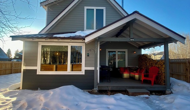 Freestone Living. Charming Three bedroom house