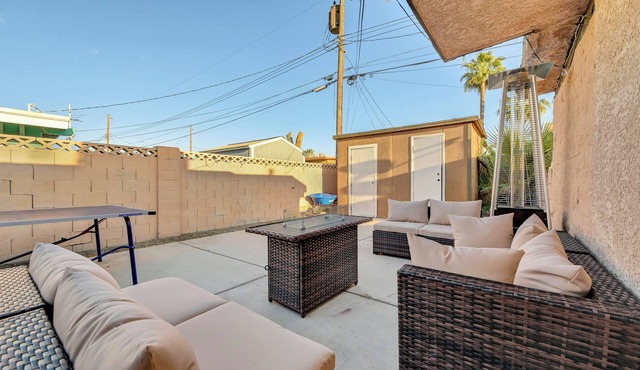Fremont Fortune, 5 min to Fremont St, New!
