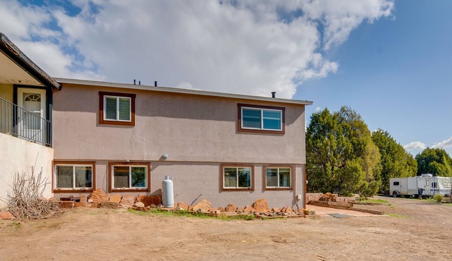 Fremont Rental Near Hiking Trails & National Parks