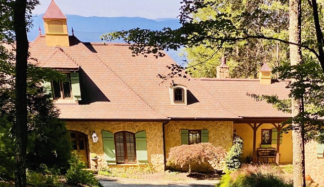 French Country Charm & Blue Ridge Mountain Views! Backs to Stone Mountain Park!