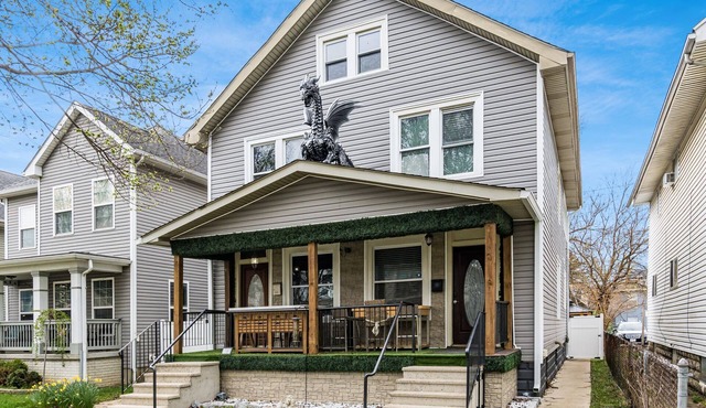 French Court Barcade: OSU home in Weinland Park/Short North
