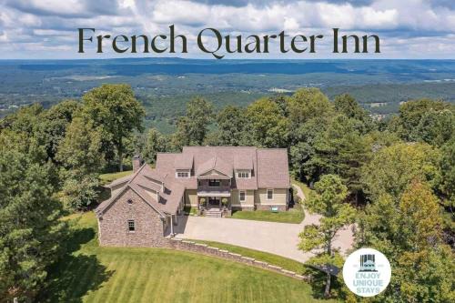 French Quarter - New Orleans Charm in the Mountain