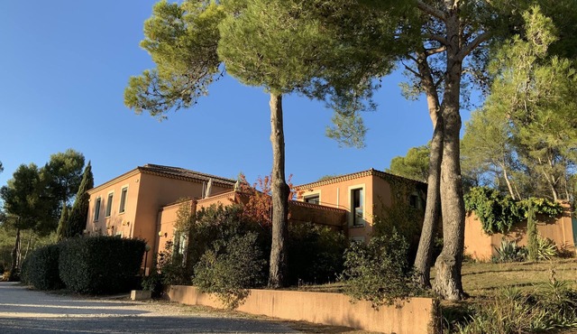 French Riviera semi-detached house, St Gely du Fesc. Pic st loup, beaches