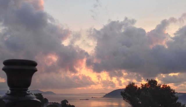 French Riviera, Luxe , Calme & Fantastique Vue, Colline de Tamaris !