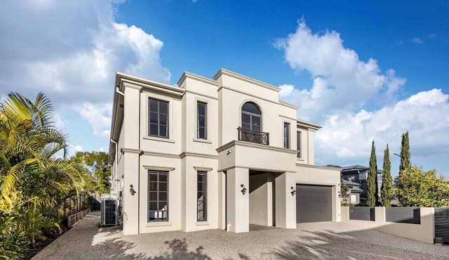 French Royal Experience 5B3B Grand House 3Parking