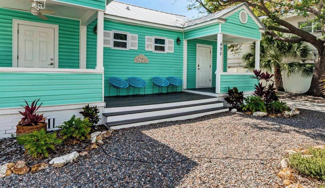 Frenchy's Cottage 490 in Clearwater Beach