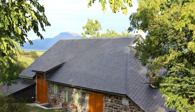 FRENES GITE AND FLOWERS