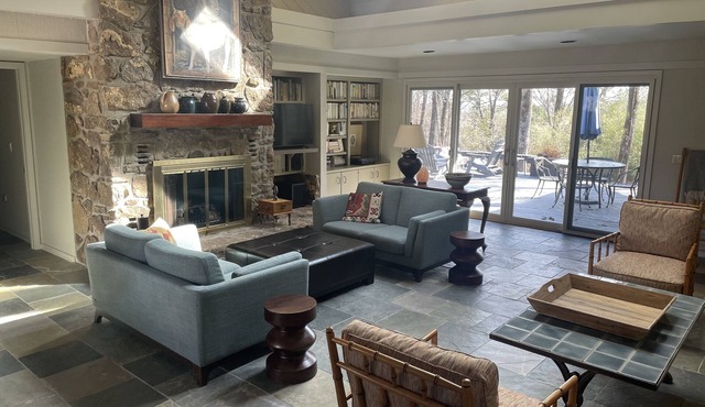 Fresh Air Eden Isle Getaway on Large Secluded Lot & Ultraviolet HVAC