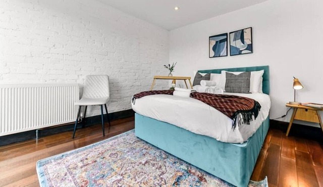 Fresh and Cosy Two Bedroom Flat