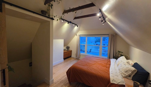 Freshly remodeled 1-bedroom house in walking distance to downtown Livingston