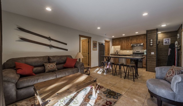 Freshly Remodeled One Bedroom Near Canyon Village at Park City Mountain Resort