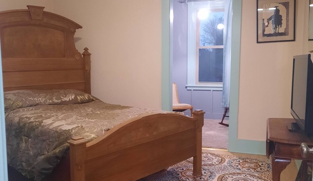 Freshly remodeled vintage 2 bedroom