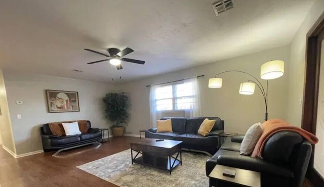 Freshly Renovated 3bed/2bath Home