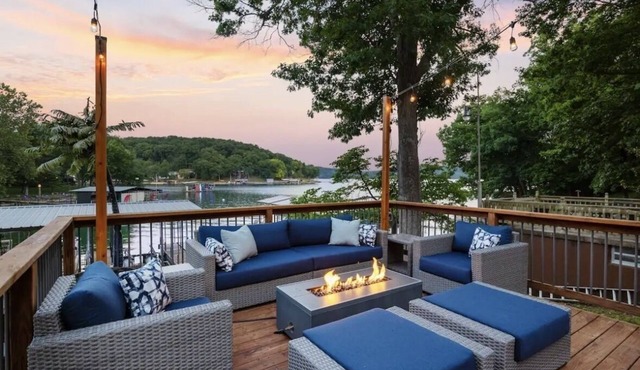 Freshly renovated Lake house right on the water. Lots of indoor & outdoor space.