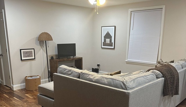 Freshly Renovated 3 bedroom 2 bathroom house