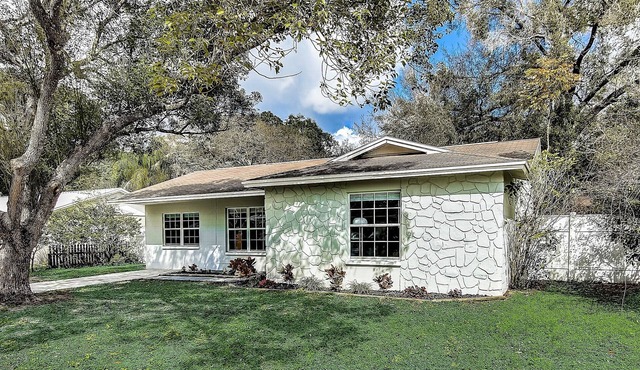 Freshly Updated Home less than an hour from Disney