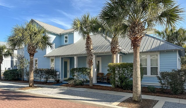 Freshly Updated Seacrest Gem | Spring Break Ready