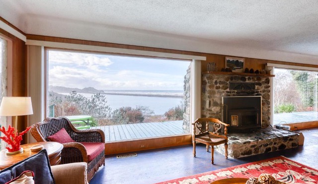 Freshwater Lagoon Retreat