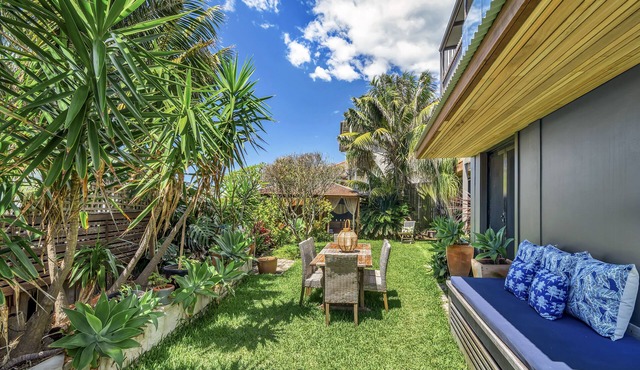 FRESHWATER SEA LIVING