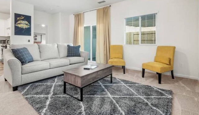 Fresno House| New-Build| 2 Car Garage| 3 Bed/2 Bath