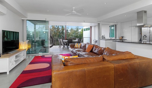 Friday Island Cabarita