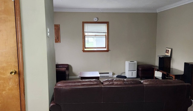 Friendly 2-Bedroom Getaway with Full Kitchen & Outdoor Space — near Ithaca